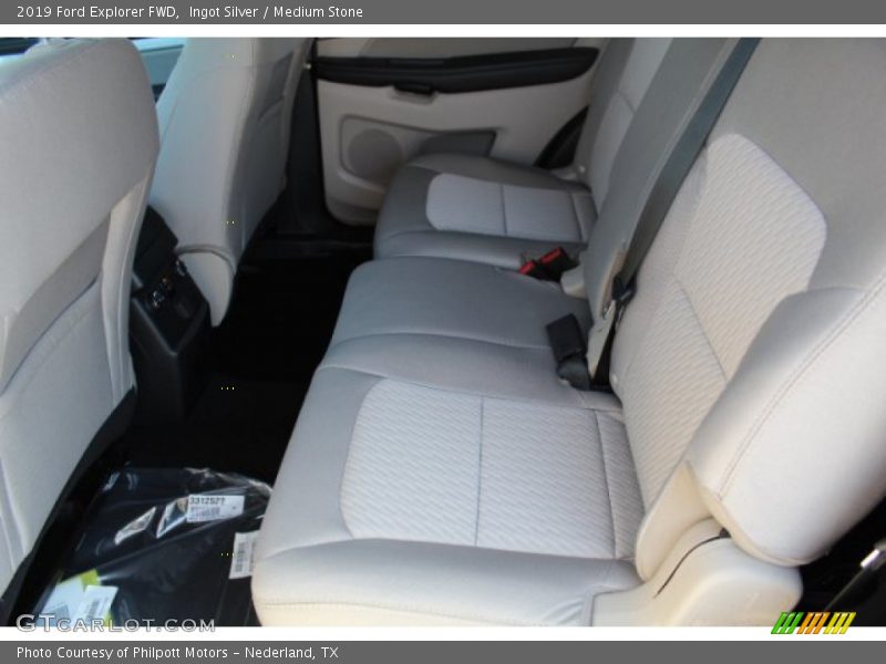 Ingot Silver / Medium Stone 2019 Ford Explorer FWD