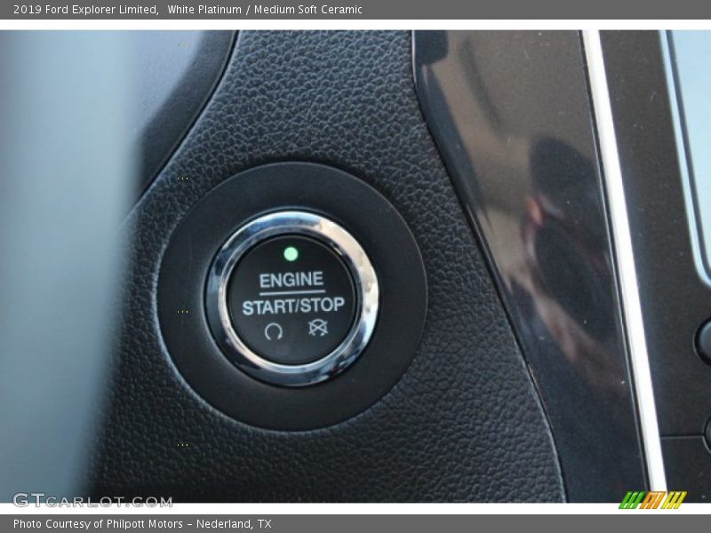 White Platinum / Medium Soft Ceramic 2019 Ford Explorer Limited