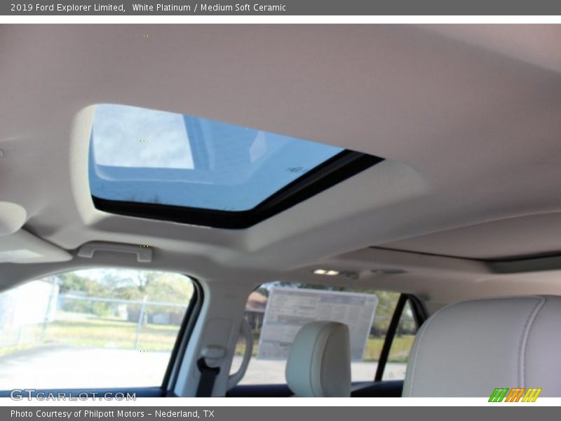 White Platinum / Medium Soft Ceramic 2019 Ford Explorer Limited