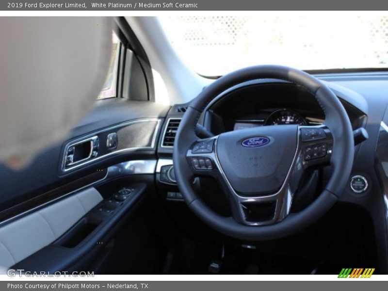White Platinum / Medium Soft Ceramic 2019 Ford Explorer Limited