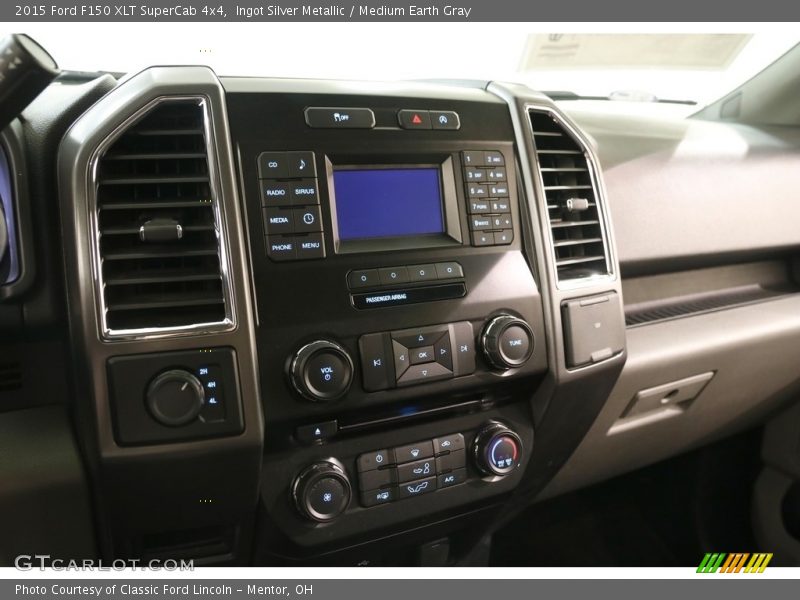 Ingot Silver Metallic / Medium Earth Gray 2015 Ford F150 XLT SuperCab 4x4