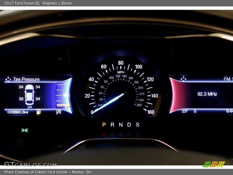 Magnetic / Ebony 2017 Ford Fusion SE