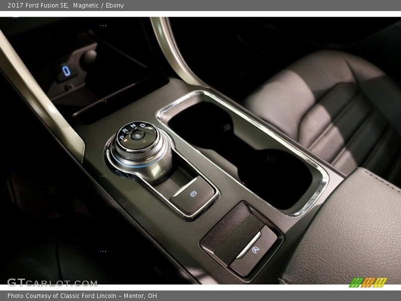 Magnetic / Ebony 2017 Ford Fusion SE