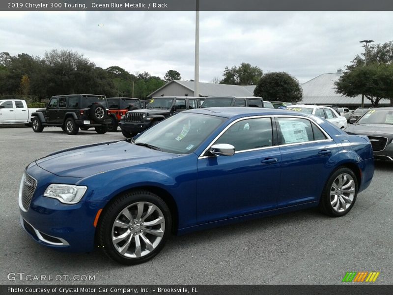 Ocean Blue Metallic / Black 2019 Chrysler 300 Touring