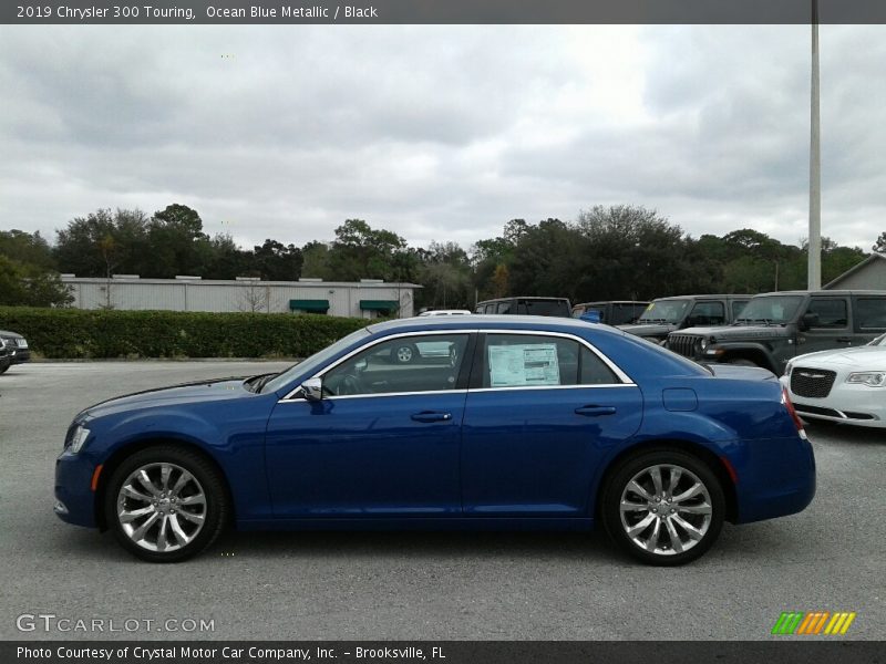 Ocean Blue Metallic / Black 2019 Chrysler 300 Touring