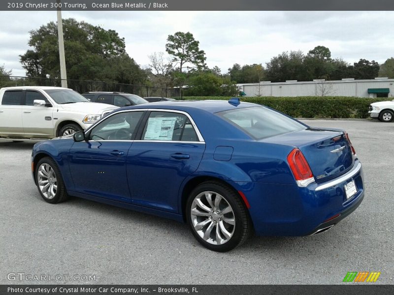 Ocean Blue Metallic / Black 2019 Chrysler 300 Touring