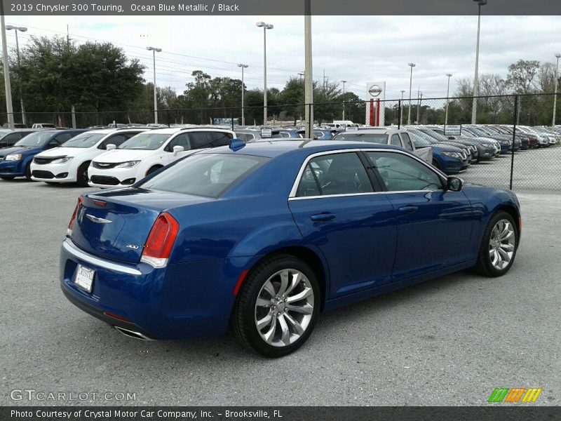 Ocean Blue Metallic / Black 2019 Chrysler 300 Touring