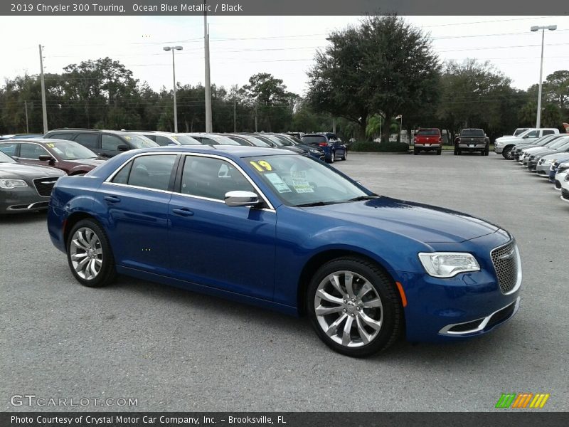Ocean Blue Metallic / Black 2019 Chrysler 300 Touring