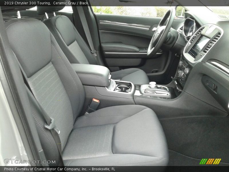 Ceramic Gray / Black 2019 Chrysler 300 Touring
