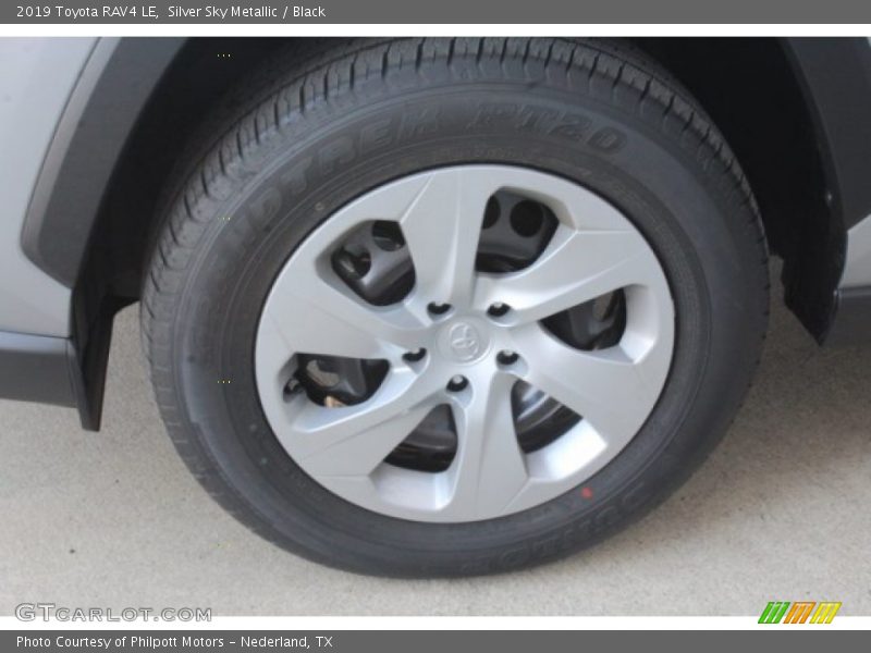 Silver Sky Metallic / Black 2019 Toyota RAV4 LE