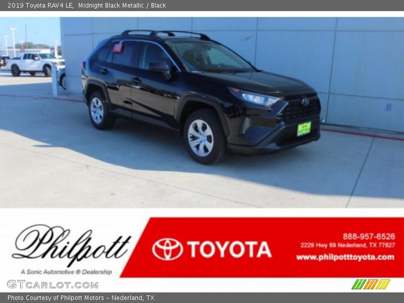 Midnight Black Metallic / Black 2019 Toyota RAV4 LE