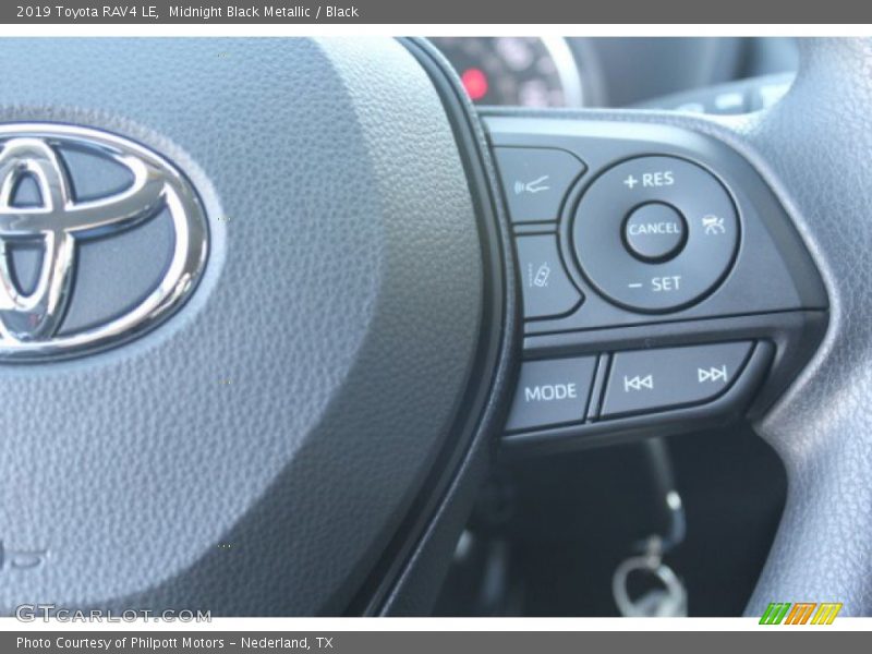 Midnight Black Metallic / Black 2019 Toyota RAV4 LE