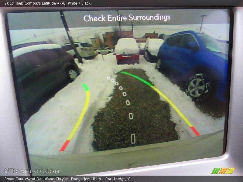 White / Black 2019 Jeep Compass Latitude 4x4