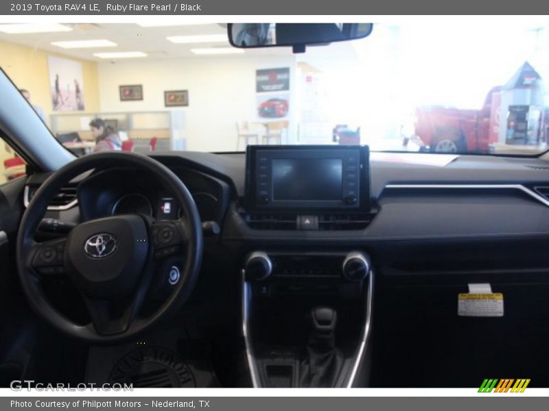 Ruby Flare Pearl / Black 2019 Toyota RAV4 LE