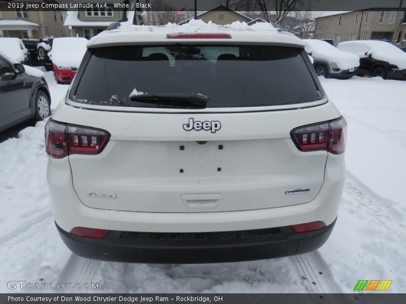 White / Black 2019 Jeep Compass Latitude 4x4