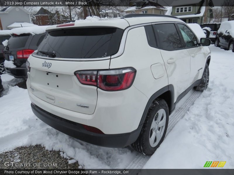 White / Black 2019 Jeep Compass Latitude 4x4