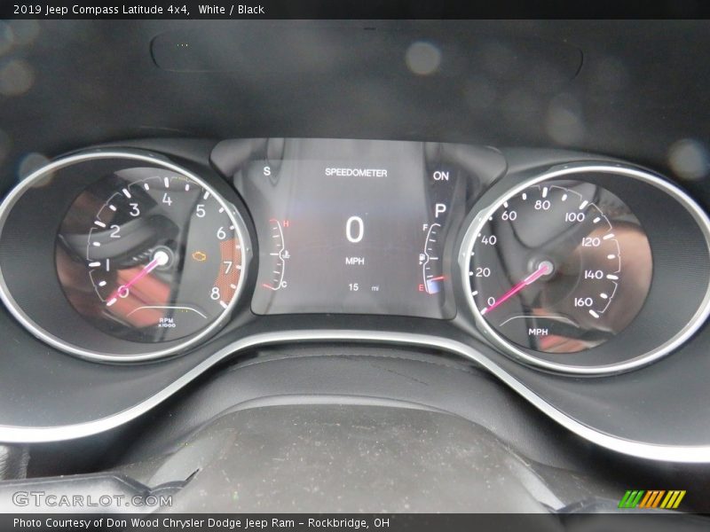 White / Black 2019 Jeep Compass Latitude 4x4