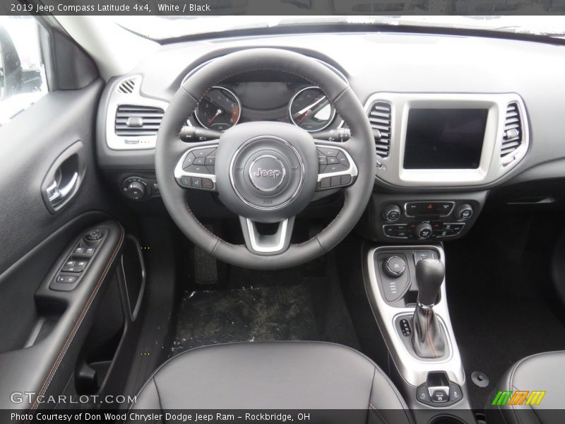 White / Black 2019 Jeep Compass Latitude 4x4