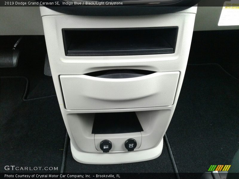 Indigo Blue / Black/Light Graystone 2019 Dodge Grand Caravan SE