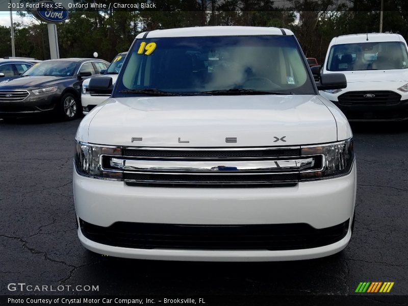 Oxford White / Charcoal Black 2019 Ford Flex SE