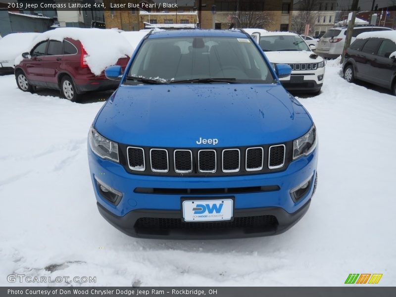 Laser Blue Pearl / Black 2019 Jeep Compass Latitude 4x4