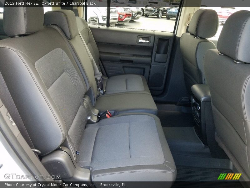 Oxford White / Charcoal Black 2019 Ford Flex SE