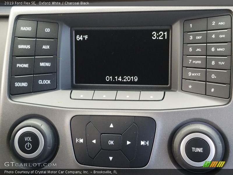 Oxford White / Charcoal Black 2019 Ford Flex SE