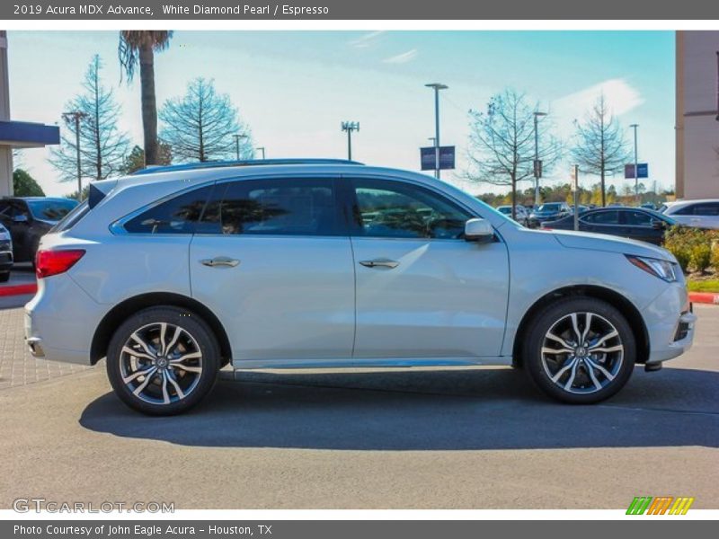 White Diamond Pearl / Espresso 2019 Acura MDX Advance