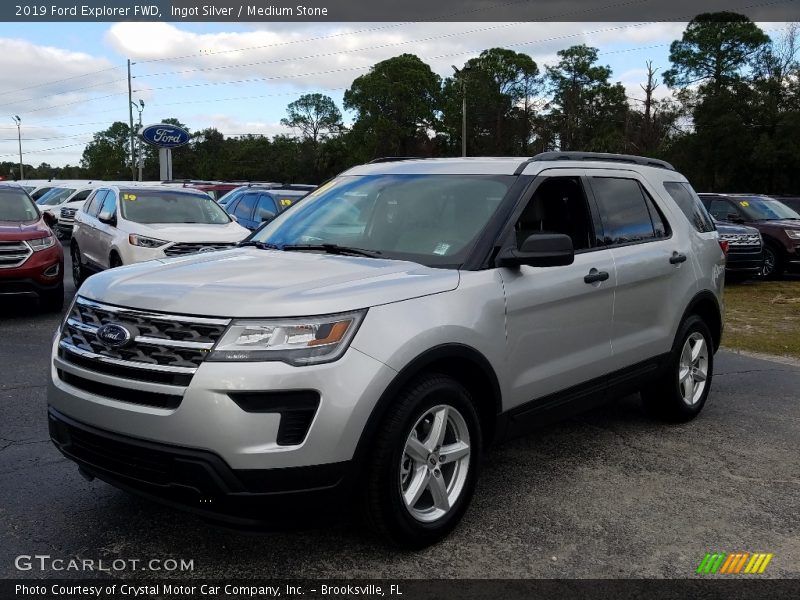 Front 3/4 View of 2019 Explorer FWD