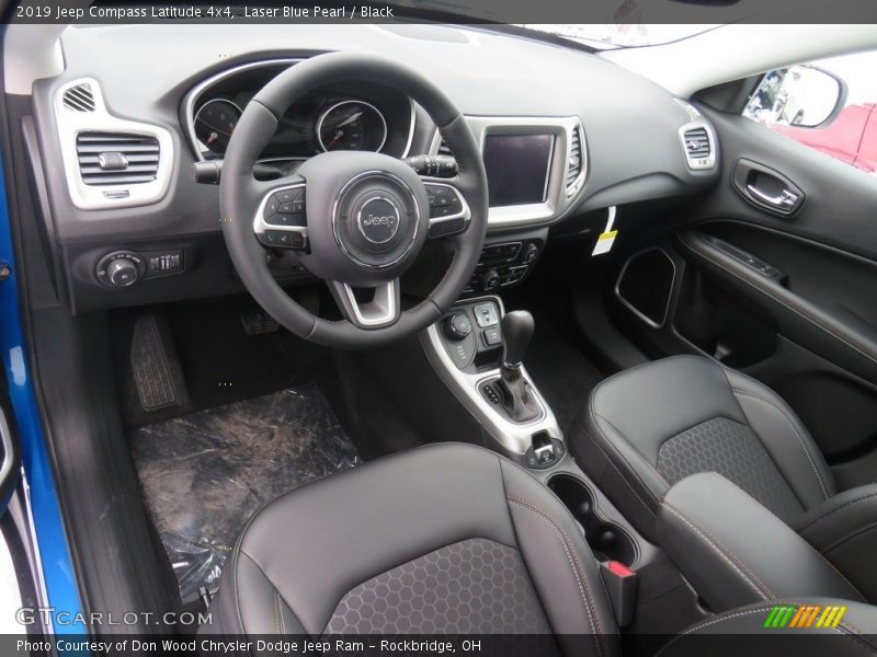Laser Blue Pearl / Black 2019 Jeep Compass Latitude 4x4