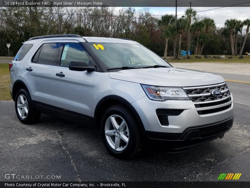 Front 3/4 View of 2019 Explorer FWD