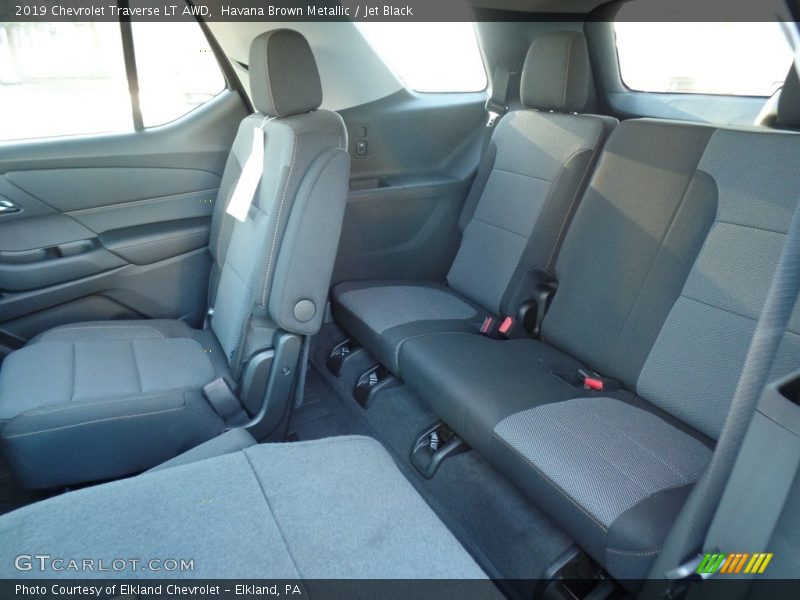 Havana Brown Metallic / Jet Black 2019 Chevrolet Traverse LT AWD