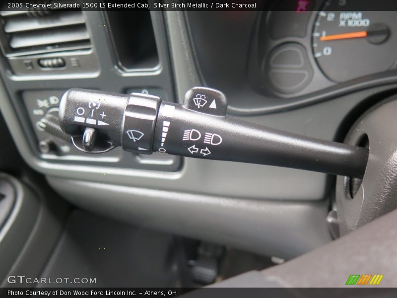 Silver Birch Metallic / Dark Charcoal 2005 Chevrolet Silverado 1500 LS Extended Cab