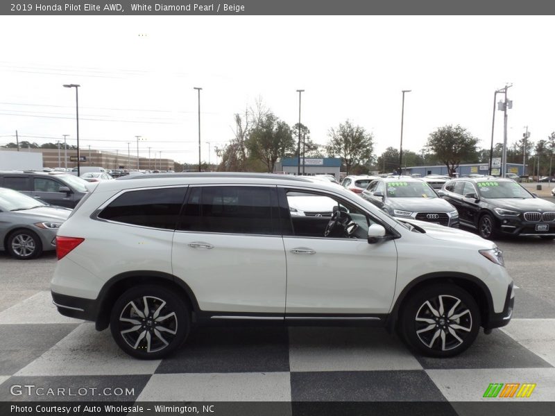 White Diamond Pearl / Beige 2019 Honda Pilot Elite AWD