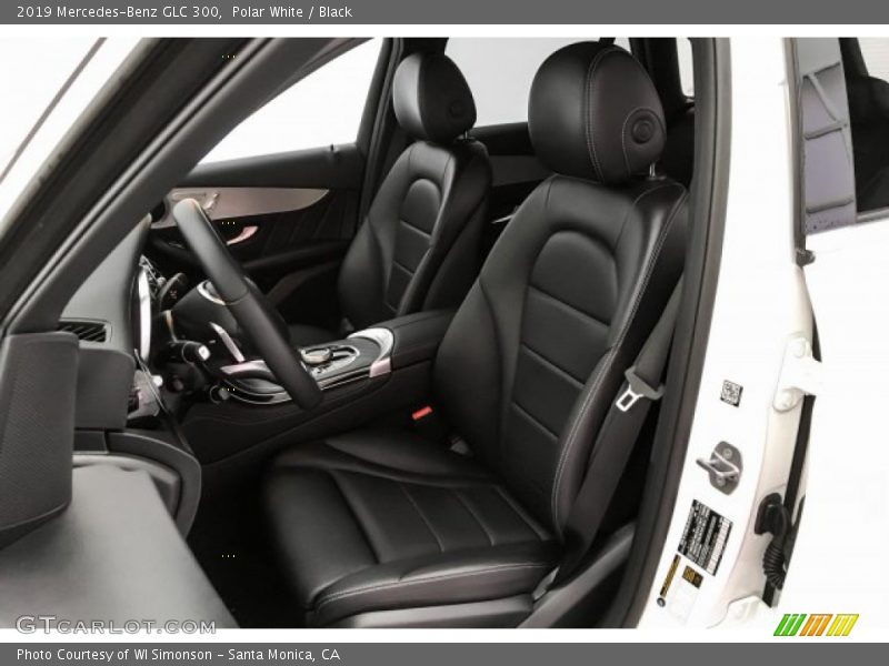Polar White / Black 2019 Mercedes-Benz GLC 300
