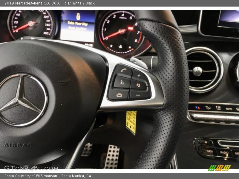 Polar White / Black 2019 Mercedes-Benz GLC 300