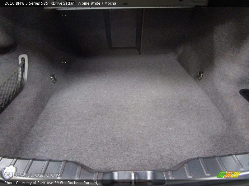 Alpine White / Mocha 2016 BMW 5 Series 535i xDrive Sedan