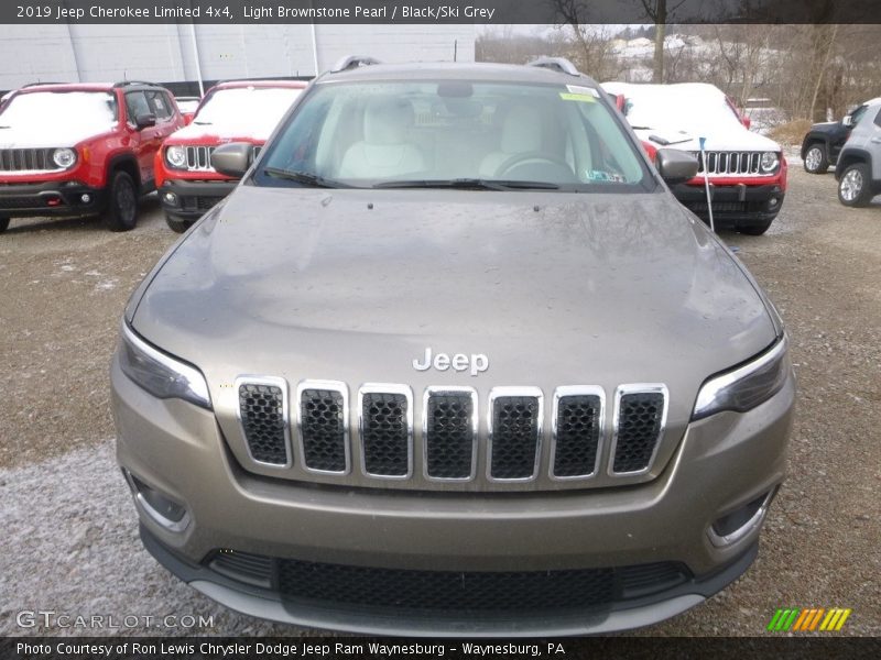 Light Brownstone Pearl / Black/Ski Grey 2019 Jeep Cherokee Limited 4x4