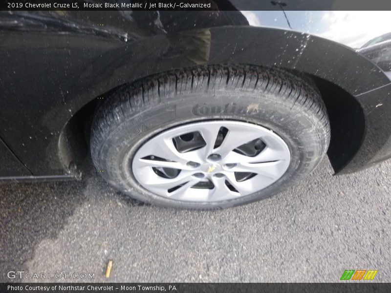 Mosaic Black Metallic / Jet Black/­Galvanized 2019 Chevrolet Cruze LS