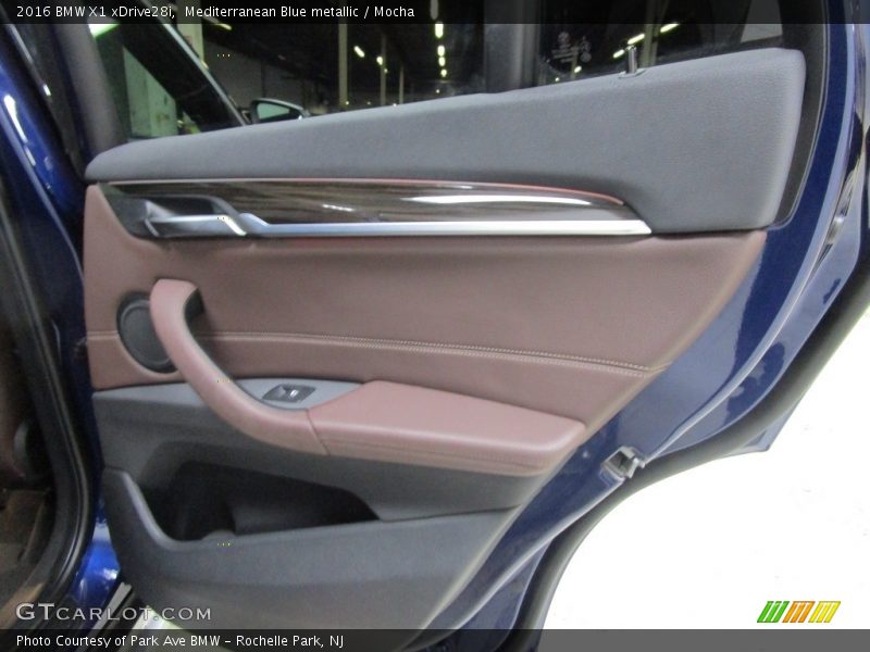 Mediterranean Blue metallic / Mocha 2016 BMW X1 xDrive28i