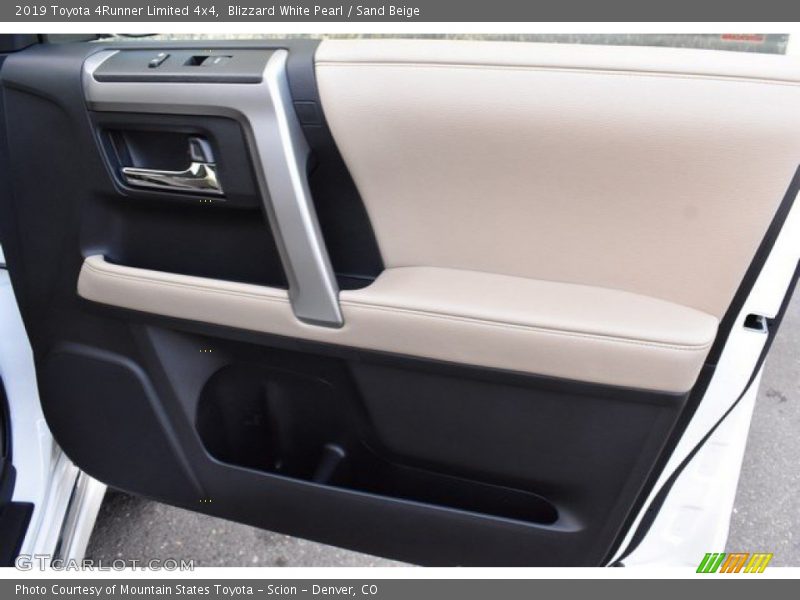 Door Panel of 2019 4Runner Limited 4x4