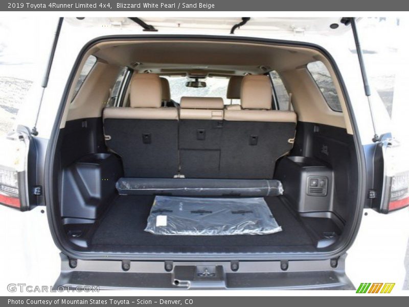  2019 4Runner Limited 4x4 Trunk