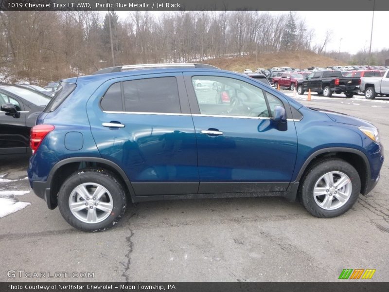 Pacific Blue Metallic / Jet Black 2019 Chevrolet Trax LT AWD