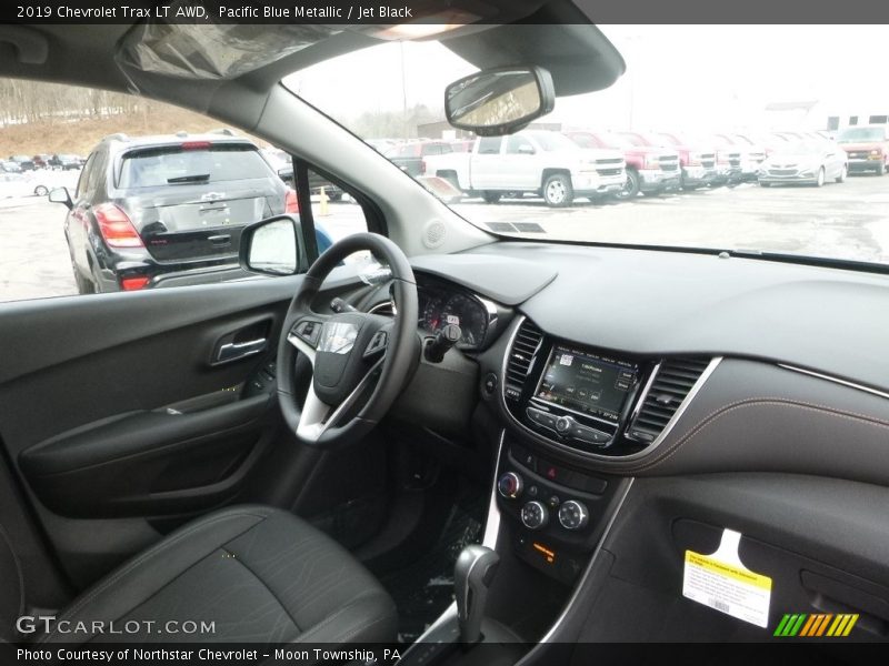 Pacific Blue Metallic / Jet Black 2019 Chevrolet Trax LT AWD