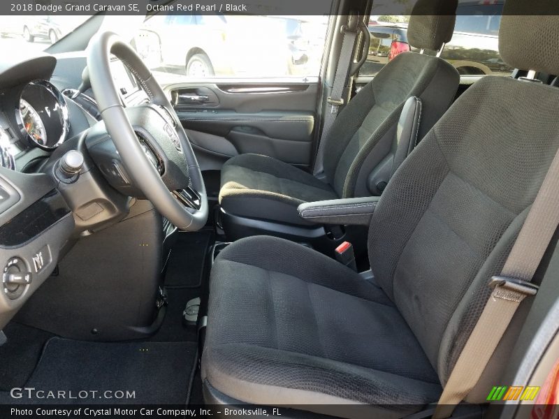 Octane Red Pearl / Black 2018 Dodge Grand Caravan SE
