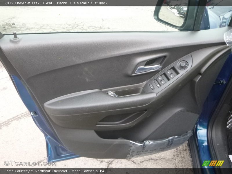 Pacific Blue Metallic / Jet Black 2019 Chevrolet Trax LT AWD