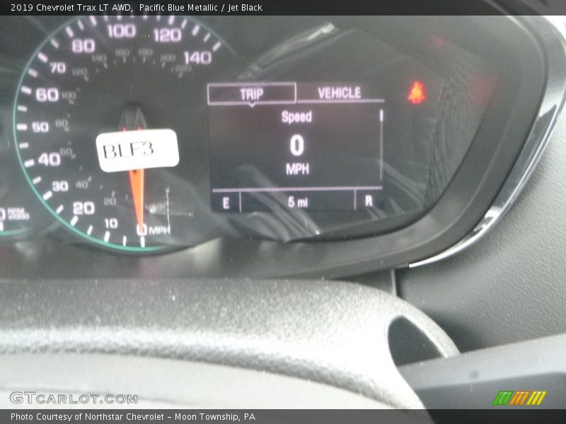 Pacific Blue Metallic / Jet Black 2019 Chevrolet Trax LT AWD