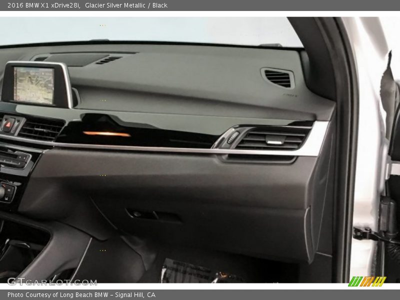 Glacier Silver Metallic / Black 2016 BMW X1 xDrive28i