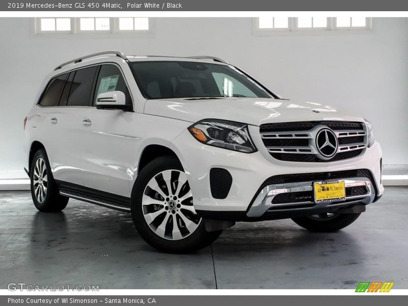 Front 3/4 View of 2019 GLS 450 4Matic