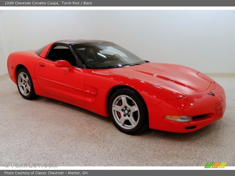 Torch Red / Black 1998 Chevrolet Corvette Coupe